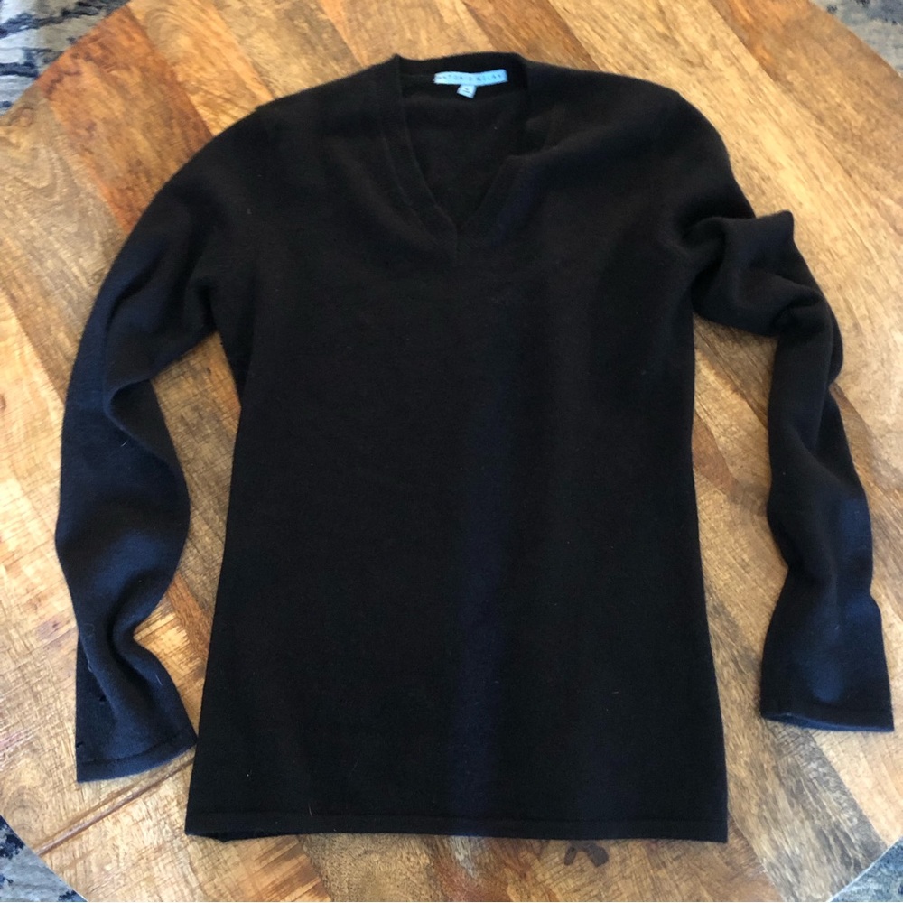 Antonio Melani V Neck Cashmere Sweater Medium